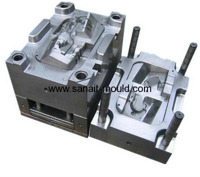 China factory supplying high accuracy plastic injection mould m15012604.jpg