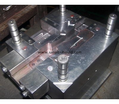 High precision plastic injection molds with lowest price m15021102