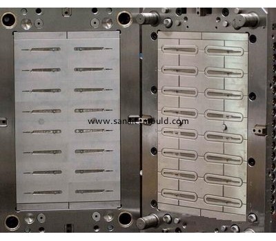 China plastic injection molds manufacturer m15042201